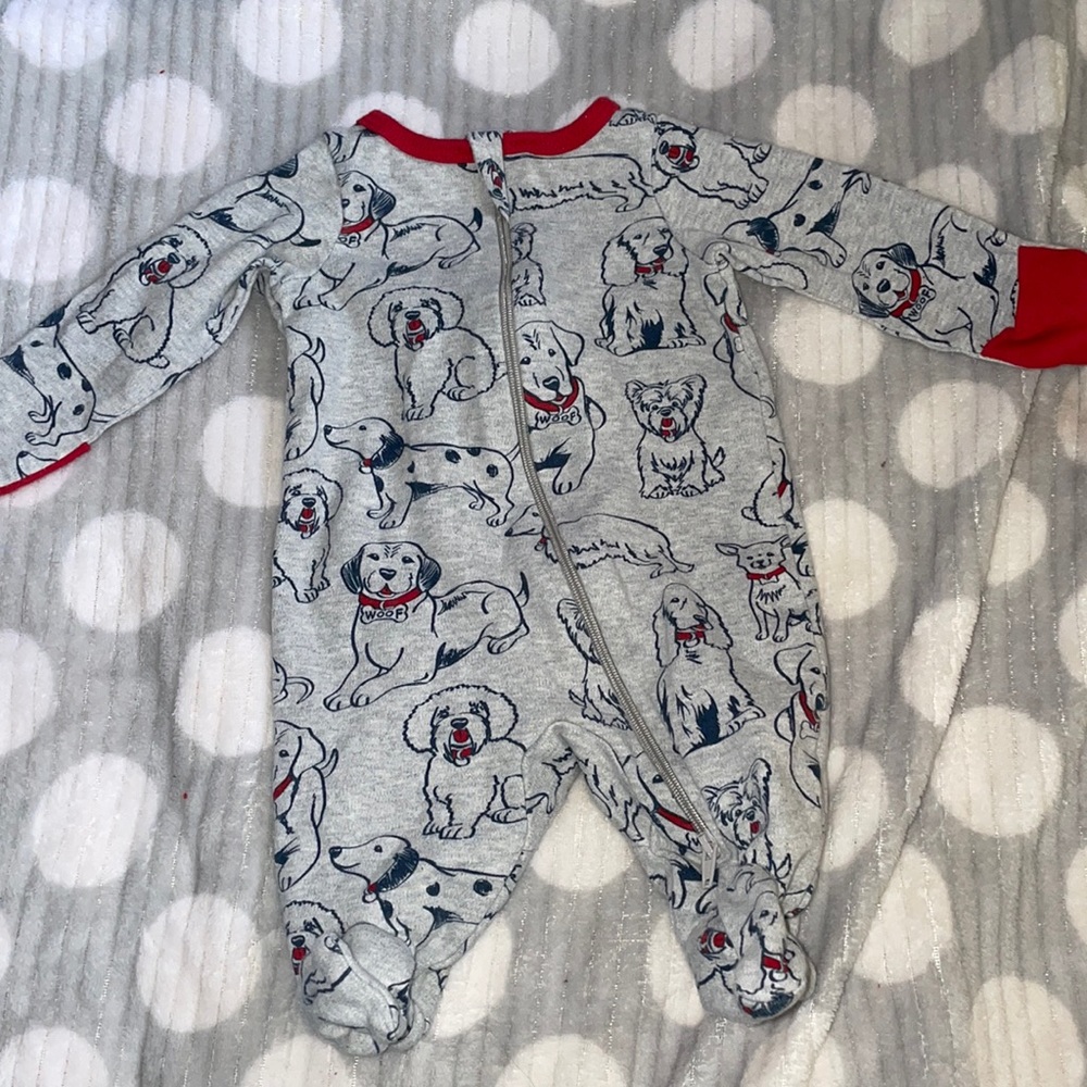 Onsie w/ doggies on it